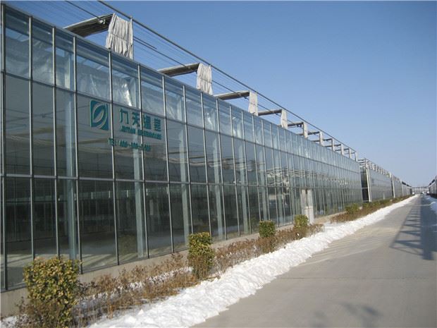 Here is an introduction to what measures the smart greenhouse has in terms of heat preservation